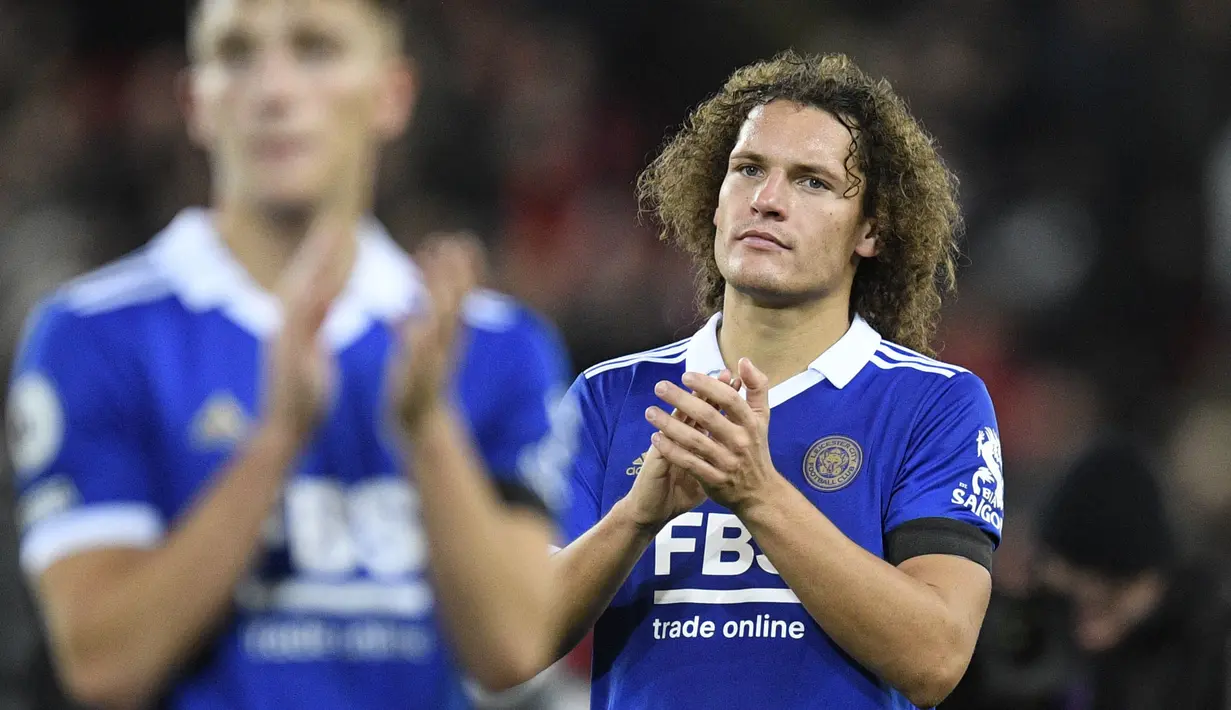 Sementara itu, Wout Faes bersama Leicester menempati posisi ke-17 klasemen Liga Inggris 2022/2023 dengan raihan 17 poin. (AFP/Oli Scarff)