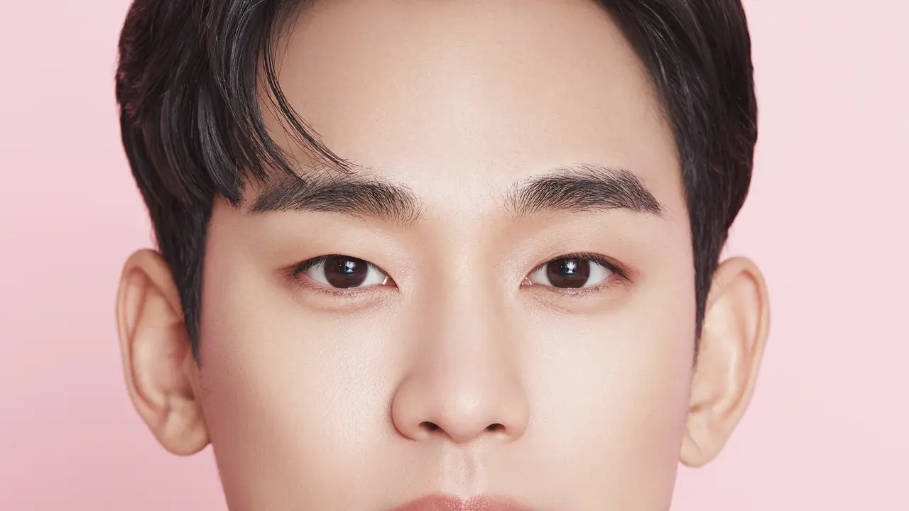 Rutinitas Skincare Kim Soo Hyun Oppa Punya Kulit Mulus Tanpa Jerawat