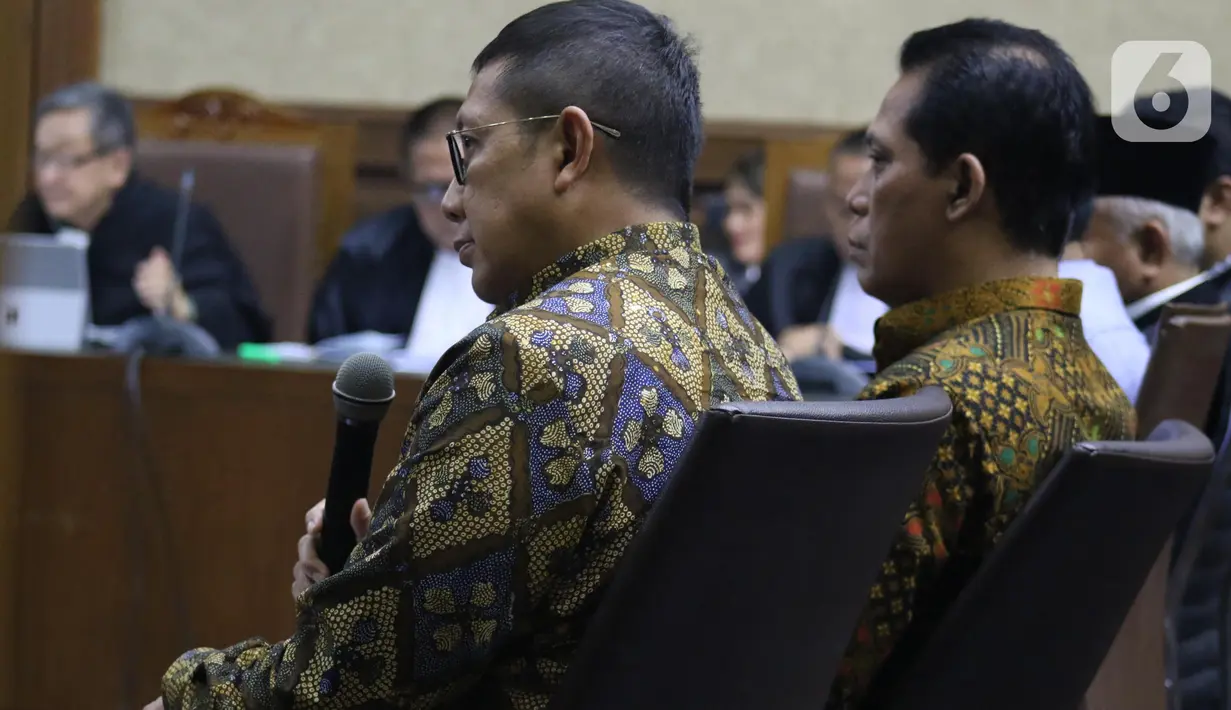Mantan Menteri Agama, Lukman Hakim Saifuddin saat menjadi saksi pada sidang lanjutan dugaan suap jual-beli jabatan di lingkungan Kemenag dengan terdakwa M Romahurmuziy di Pengadilan Tipikor Jakarta, Rabu (4/12/2019). Sidang beragenda mendengar keterangan saksi. (Liputan6.com/Helmi Fithriansyah)