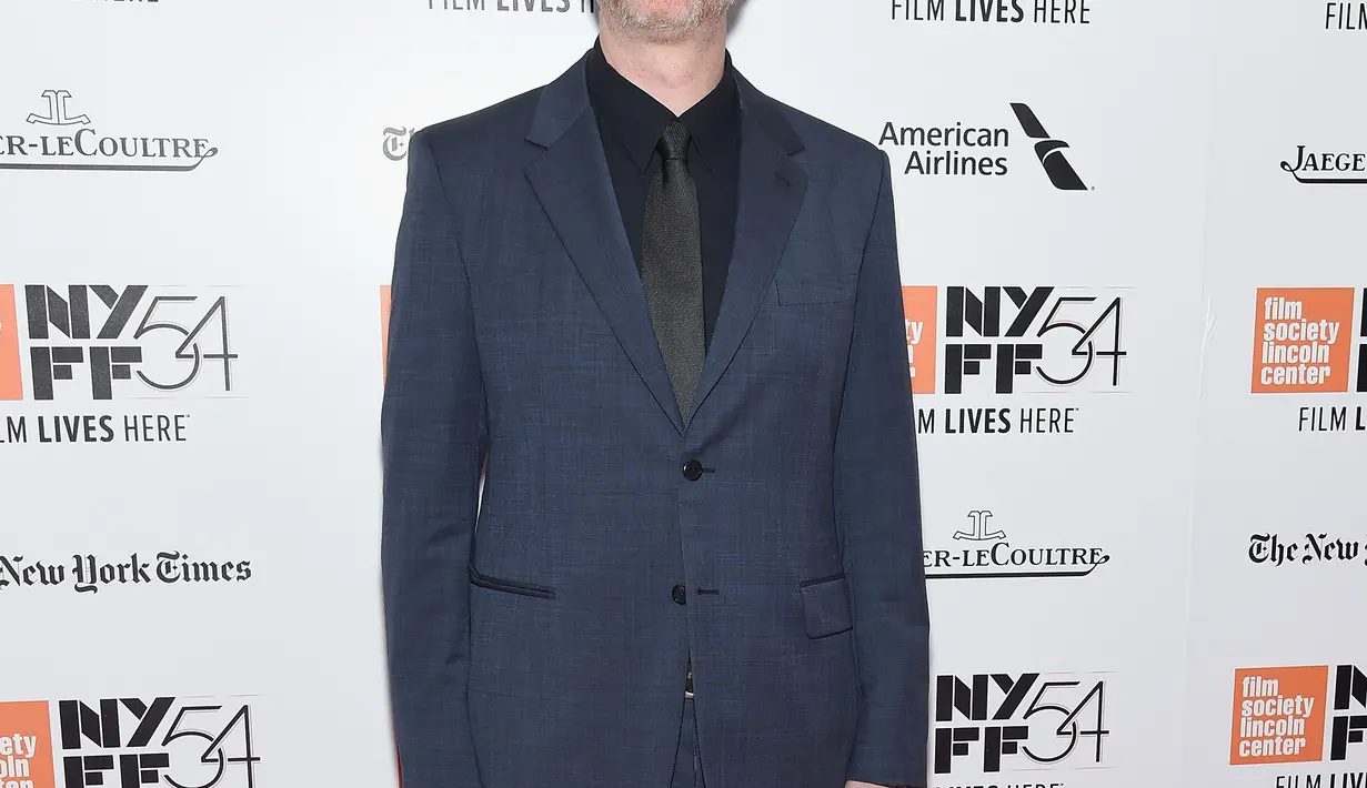 Banyak mendapat dukungan dari teman-temannya paska digugat cerai oleh Angelina Jolie, kali ini Brad Pitt mendapat dukungan kembali dari sahabatnya, James Gray. (AFP/Bintang.com)