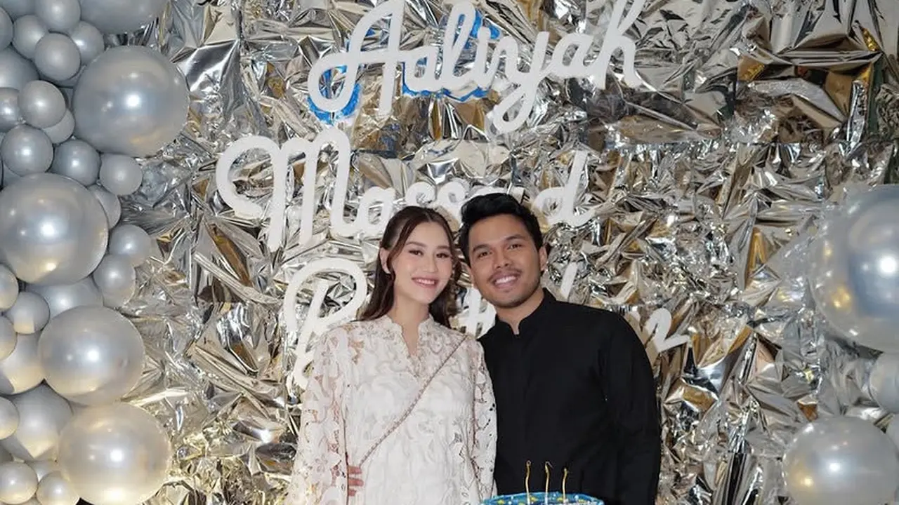 Ulang Tahun Aaliyah Massaid ke-23