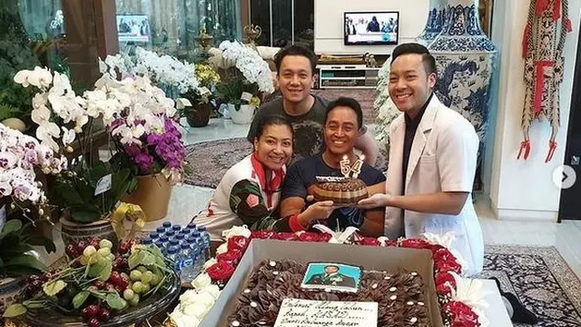 5 Potret Alex Perkasa, Putra Jenderal Andika Perkasa yang Jadi Seorang Dokter