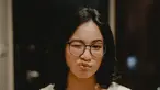 Adik dari Kiesha Alvaro mulai dikenal luas oleh publik. Ia memulai kariernya di dunia hiburan sebagai penyanyi. Suara bagus dan paras yang cantik membuat Shakiena Azalea mulai jadi sorotan publik. (Liputan6.com/IG/shakiena.azalea)