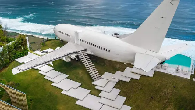 Kreatif, Developer Ini Mengubah Boeing 737 Menjadi Villa yang Luar Biasa
