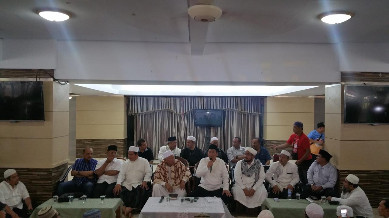 20170416-Kebakaran-Jakarta-Mobil