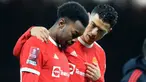 Manchester United harus tersingkir lebih cepat usai kalah adu penalti 7-8 (1-1) dari Middlesbrough di putaran keempat Piala FA 2021/2022, Sabtu (5/2/2022) dini hari WIB. Eksekusi Anthony Elanga yang melambung menjadi penentu kekalahan Setan Merah dari The Boro. (AFP/Lindsey Parnaby)