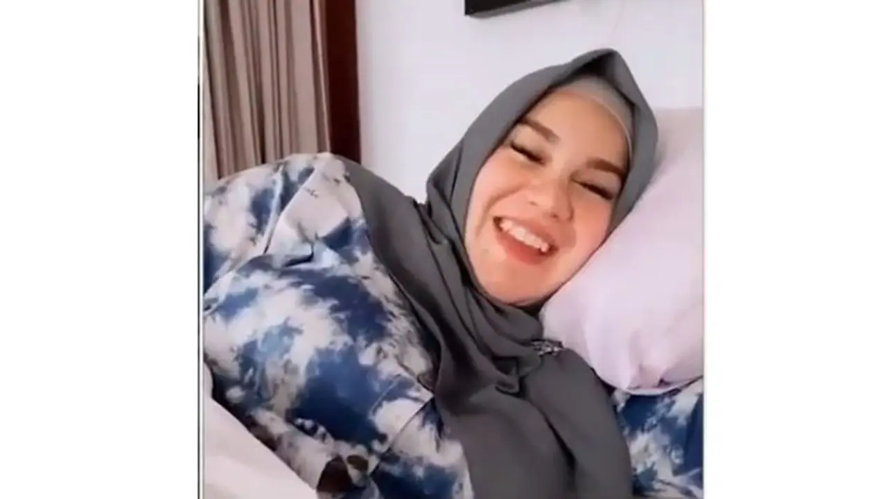 6 Potret Irish Bella Jelang Melahirkan, Dipercepat Karena Luka Operasi Sesar