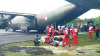 PMI tak tinggal diam. Mereka pun turun tangan dalam membantu evakuasi korban Air Asia QZ 8501
