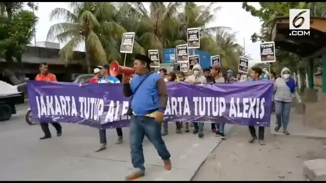 Massa yang mendukung penutupan Alexis mendapat ancaman. Demi menjaga keamanan, massa akhirnya tidak jadi menggelar demo.