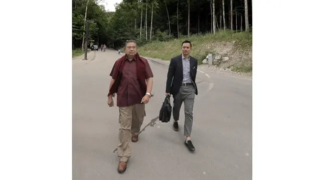 Hari Ayah Nasional, Ini 7 Potret Kedekatan SBY dan AHY