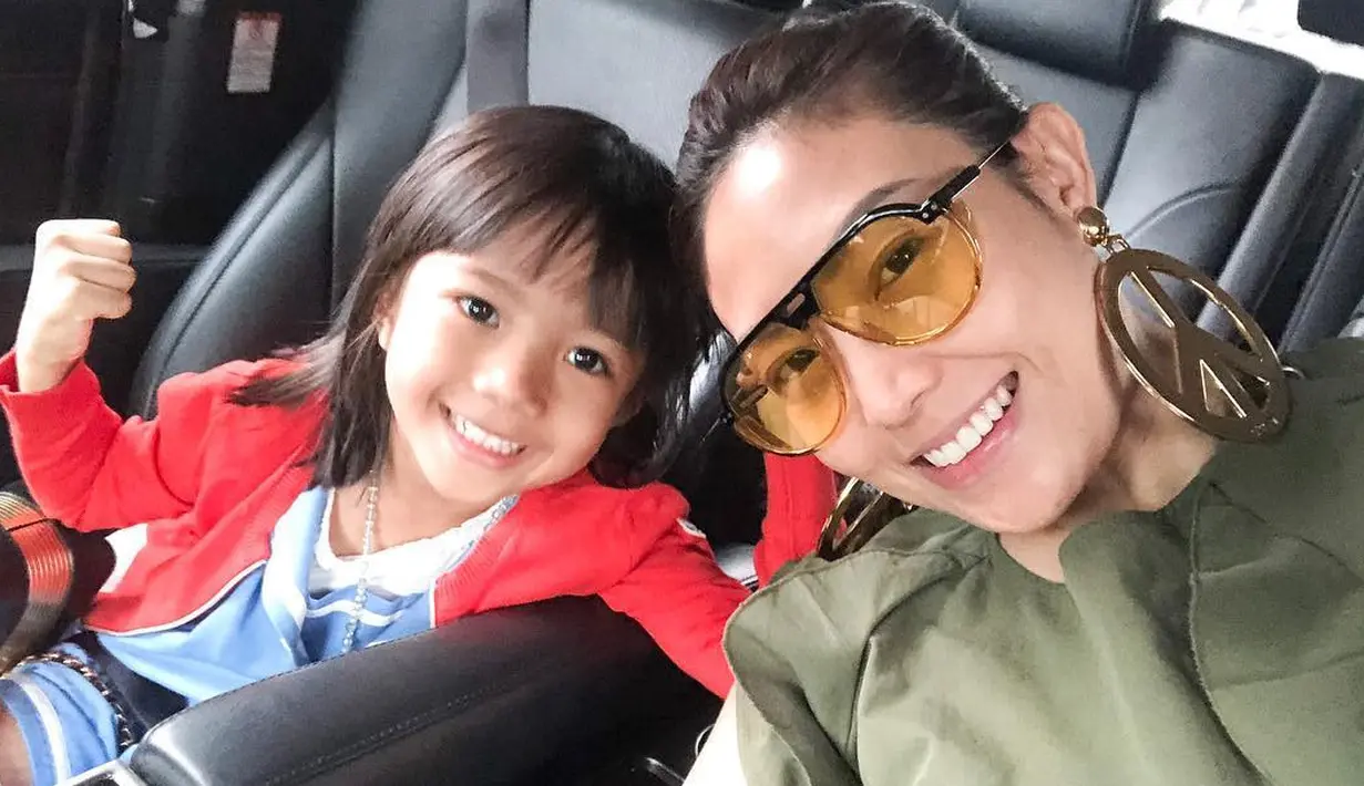 (Instagram/mrsayudewi)