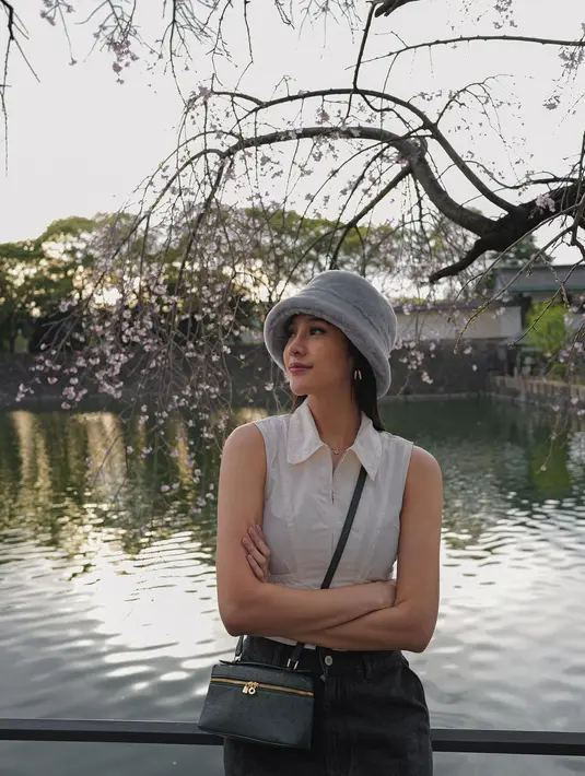 Penampilan cantik Anya Geraldine di foto ini disorot, pasalnya banyak netizen memuji bahwa Anya terlihat lebih kalem sekarang. [Foto: Instagram/anyageraldine]