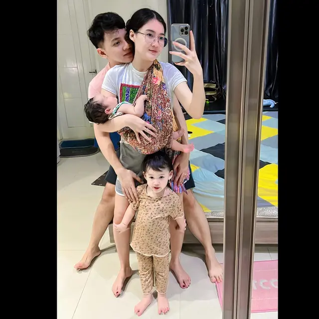Jadi Ibu Dua Anak, Ini 7 Potret Nella Kharisma yang Dipuji Makin Menawan