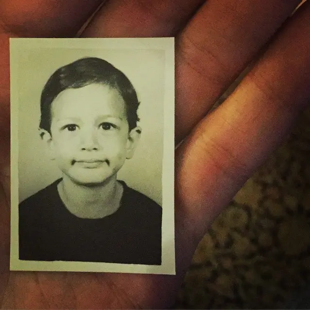 6 Potret Masa Kecil Dimas Beck, Gemas Banget
