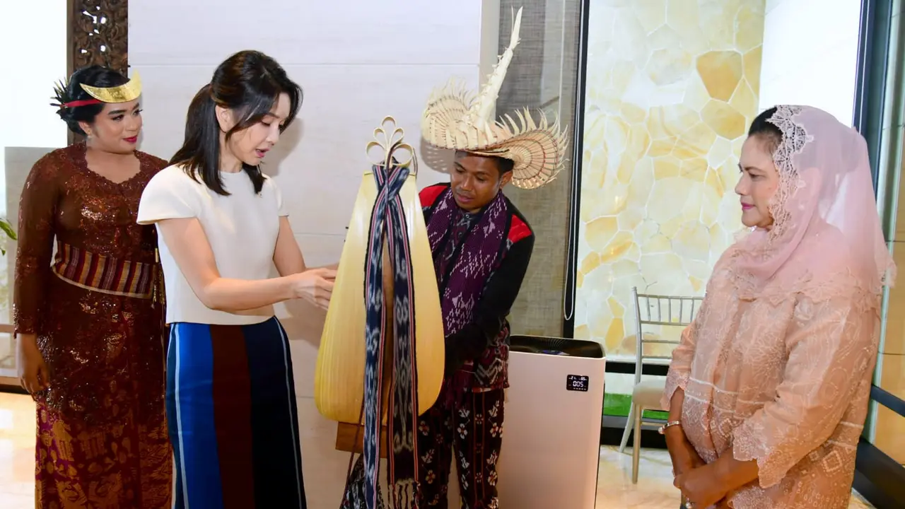 Ibu Iriana Joko Widodo dan Ibu Negara Korea Selatan, Madam Kim Keon Hee