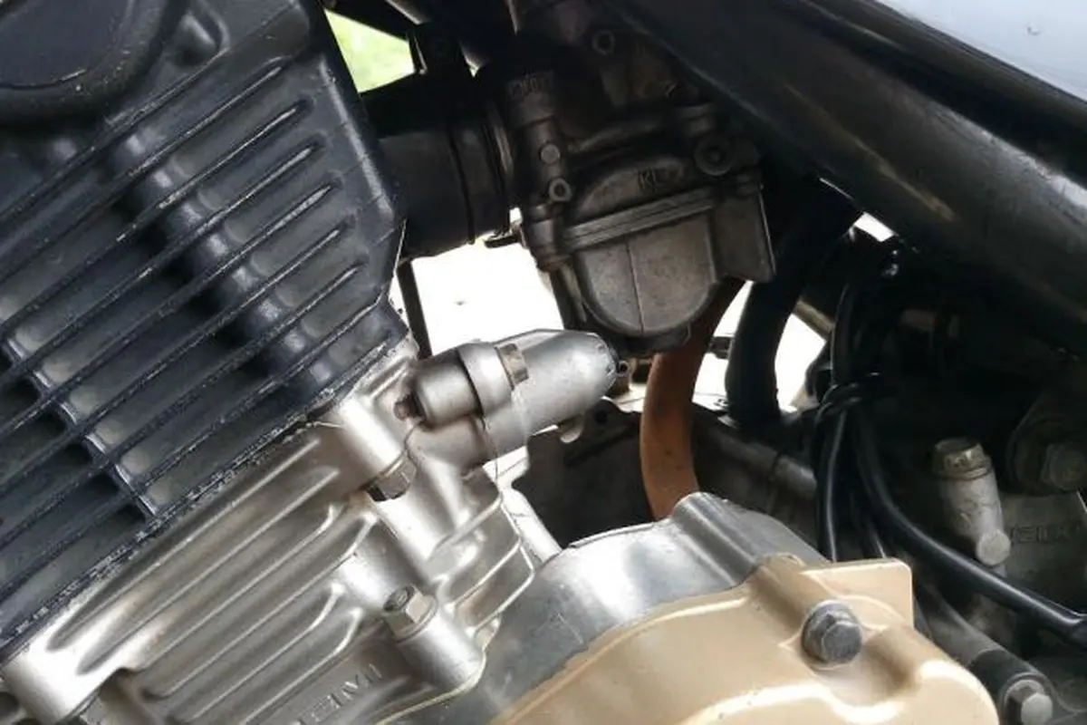 Karburator dan tensioner Satria F150