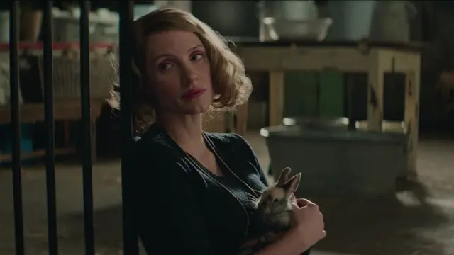 Adegan film The Zookeeper's Wife (Foto: Focus Features / Universal Pictures via IMDB.com)