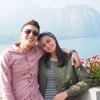 Amanda Rawles dan Dimas Anggara saat syuting film Promise. (Alexander Thian/Screenplay Films)