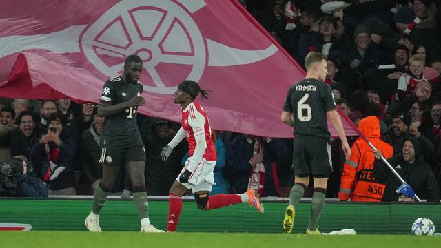 Selebrasi Noni Madueke di laga Arsenal vs Bayern Munchen di matchday 5 Liga Champions 2025/2026 di Emirates Stadium, Kamis (27/11/2025). (AP Photo/Kin Cheung)
