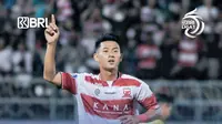 Pemain Madura United&nbsp;Malik Risaldi merayakan golnya ke gawang Persikabo 1973 dalam laga lanjutan BRI Liga 1 2022/2023 di Stadion&nbsp;Gelora Bangkalan, Sabtu, 27 Agustus. (foto: Twitter @Liga1Match)