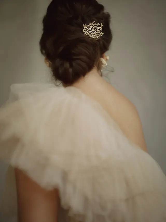 Mantra Cinta, Koleksi Perhiasan Cantik bagi Si Pengantin Perempuan dari Tulola