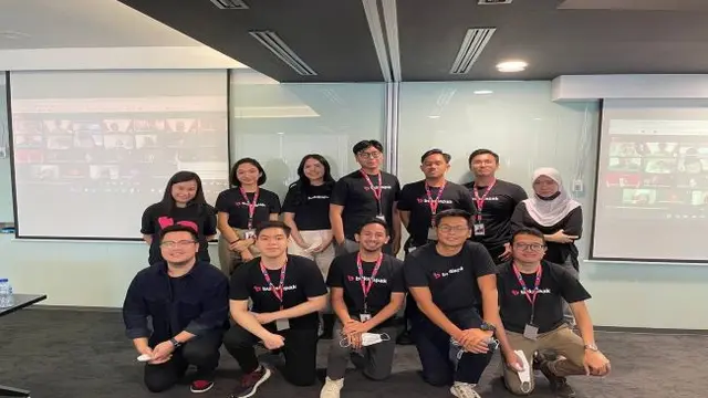 PT Bukalapak.com Tbk (BUKA)