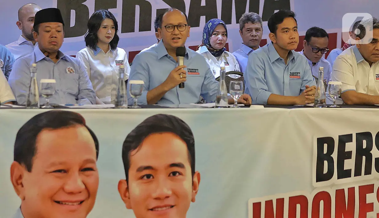 Sejumlah tokoh tergabung dalam TKN Prabowo-Gibran untuk Pilpres 2024. (Liputan6.com/Angga Yuniar)
