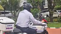 Menteri Keuangan (Menkeu) Purbaya Yudhi Sadewa menjadi perhatian pegawai dan anggota pengamanan internal Kementerian Keuangan setelah ia terlihat iseng menjajal motor patroli pengawal (Patwal) Kepolisian.