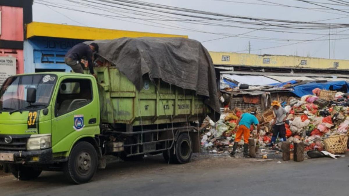 Libur Lebaran, Sampah di Tangsel Meningkat hingga 50 Ton Berita Viral Hari Ini Rabu 1 Mei 2024