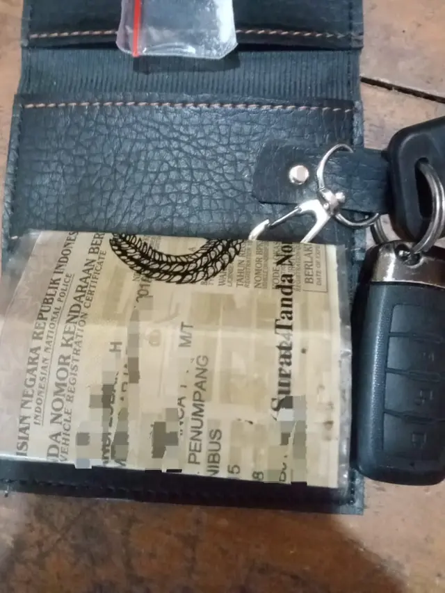 Barang bukti sabu ditemukan di dompet ustaz MS. (Istimewa)