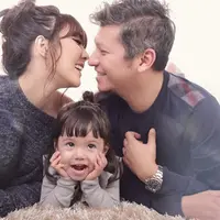 Dengan begitu, Gisella Anastasia berharap, putri buah cintanya dengan Gading Marten itu bisa menjadi anak baik dan barmanfaat bagi orang lain. (Instagram/gisel_la)