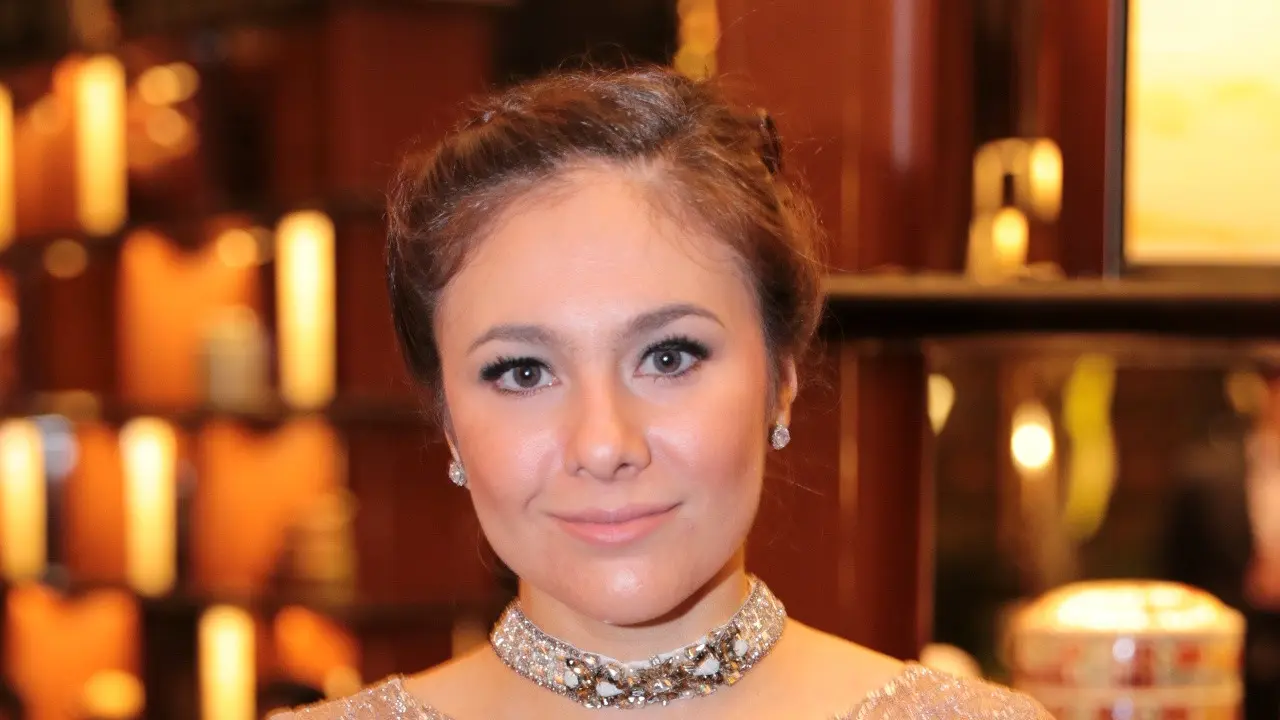 [Bintang] Wulan Guritno