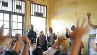 Bantuan Peralatan Sekolah untuk Anak-Anak di SD Negeri Ketibung Aceh Timur