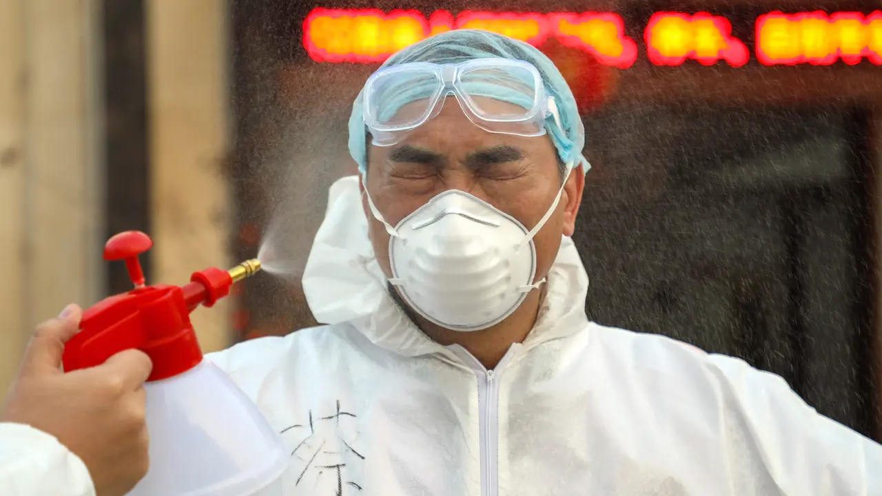 Kisah Pekerja Medis China di Tengah Ancaman Virus Corona