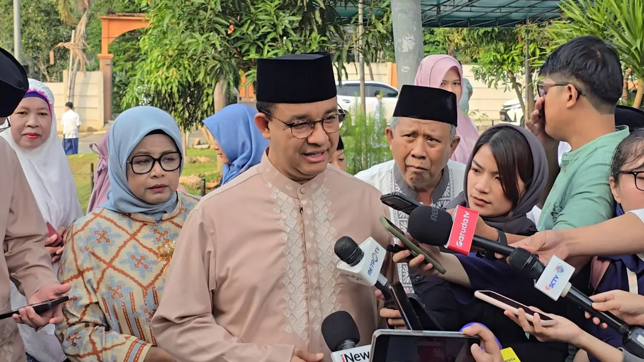 Anies Baswedan mengaku tak memikirkan siapa yang akan menjadi rivalnya di Pilkada Jakarta 2024. Ia lebih memikirkan nasib warga Jakarta.