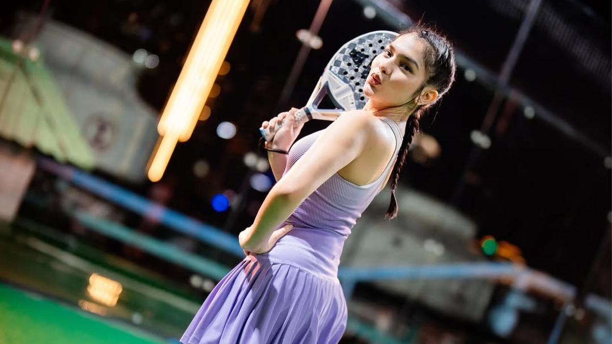 Davina Karamoy Hingga Irsyadillah, Bintang Serial Main Hati Olahraga Padel Sambil Sapa Penggemar
