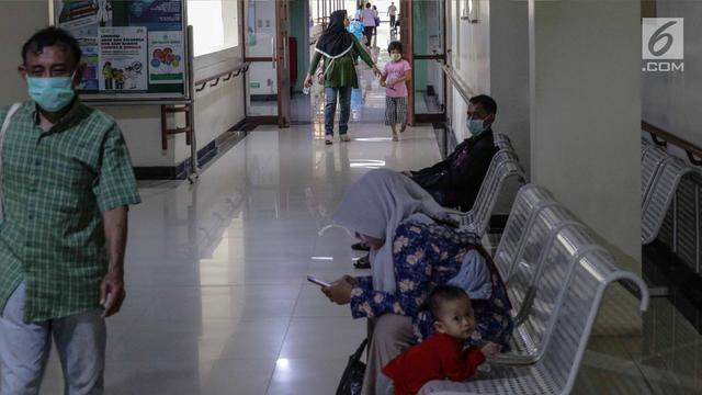 Menkes Nila Moeloek saat di RSPI Sulianti Saroso