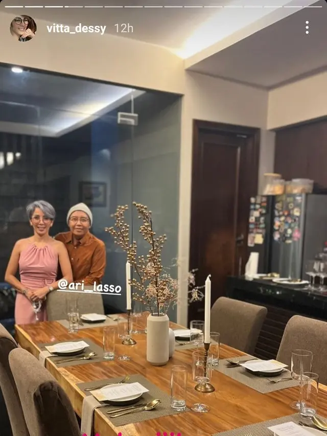 7 Potret Ari Lasso Rayakan Ultah Istri, Tampil Bahagia di Tengah Lawan Kanker