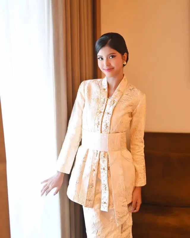 Sudah beranjak dewasa, 4 potret terbaru Diandra Minunet, anak sambung Bella, pesonanya bak model