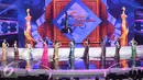 Para peserta Putri Indonesia yang masuk 10 besar dalam  acara grand final Putri Indonesia 2016 di Jakarta Convention Center, Jakarta, Jumat (20/2/2016). (Liputan6.com/Herman Zakharia)