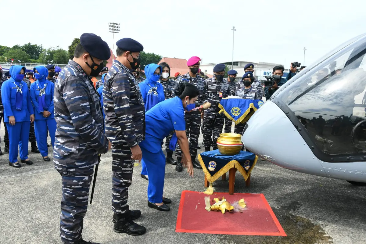 Helikopter Latih Single Engine Bell 505 baru milik TNI AL