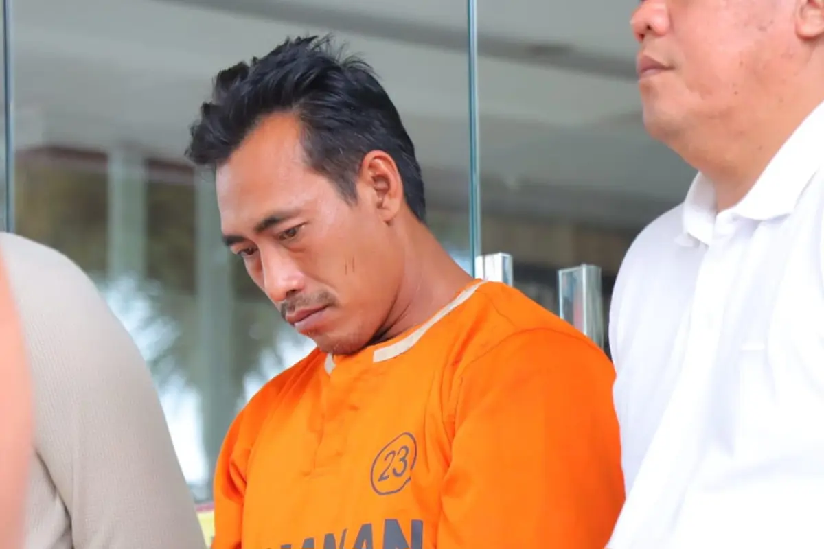 Arman Purwanto (42), tersangka pembakar teman wanitanya di Bandar Lampung telah diringkus di  Musi Rawas, Sumatera Selatan. Foto : (Istimewa).