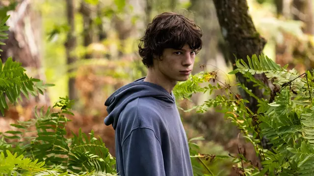 Paul Kircher sebagai Emile dalam film Animal Kingdom. (Foto: Dok. StudioCanal)