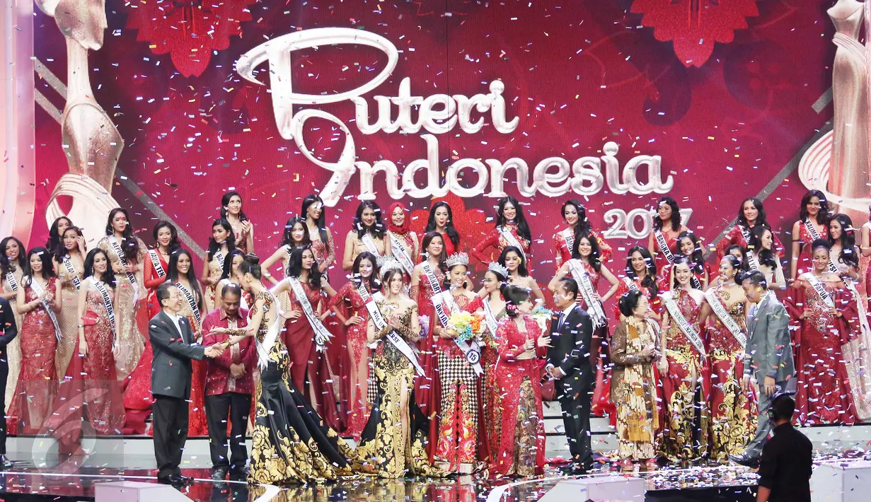 Suasana Grand Final Puteri Indonesia 2017 di JCC, Jakarta, Sabtu (1/3) dini hari. Bunga akan mengikuti ajang Miss Universe, pada 2018. (Liputan6.com/Angga Yuniar)