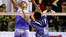 Tim Voli TNI AL saat bertanding melawan tim PBVAD pada final turnamen Danjen Kopassus Open Volleyball Tournament di GOR Nanggala, Jakarta. Minggu (08/4). Tim TNI AL memenangkan set keempat 25-19 atas tim PBVAD.  (Liputan6.com/Johan Tallo)