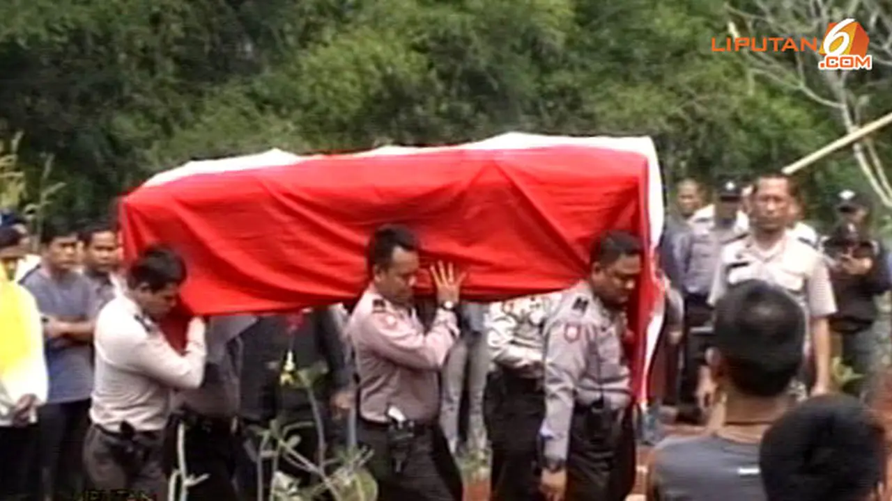 polisi-makam-130817c.jpg