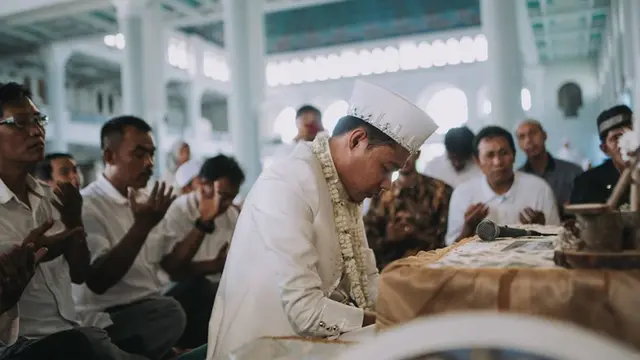 Resmi Jadi Suami Istri, Ini 6 Momen Pernikahan Evan Dimas dan Dewi Zahra