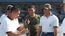Citizen6, Jakarta: Para prajurit Kolinlamil Jakarta, dalam Lomba Jurit Tangkas HUT Ke - 51 Kolinlamil di Lapangan Apel Mako Kolinlamil, Tanjung Priok, Jakarta Utara, Selasa (26/6). (Pengirim: Kadispen Kolinlamil).