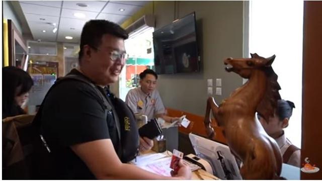 7 Potret Restoran Korea Milik Inul Daratista di Kawasan Elit, Sajikan Cita Rasa Indonesia