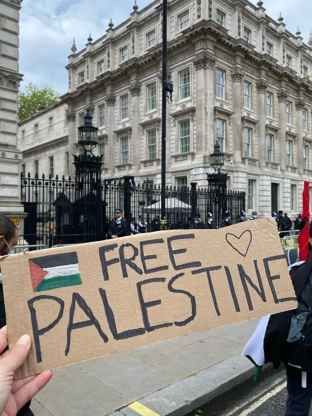 Unggahan Hannah Al Rashid saat ikut demo Bela Palestina. (Instagram/ hannahalrashid)